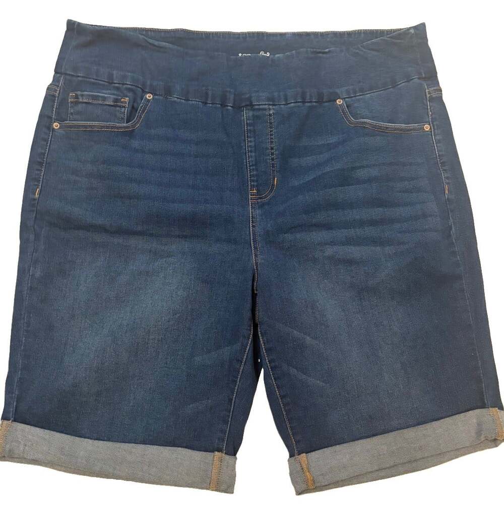 Terra & Sky Shorts Women’s 1X(16W-18W) Medium Wash Pull On Cuffed